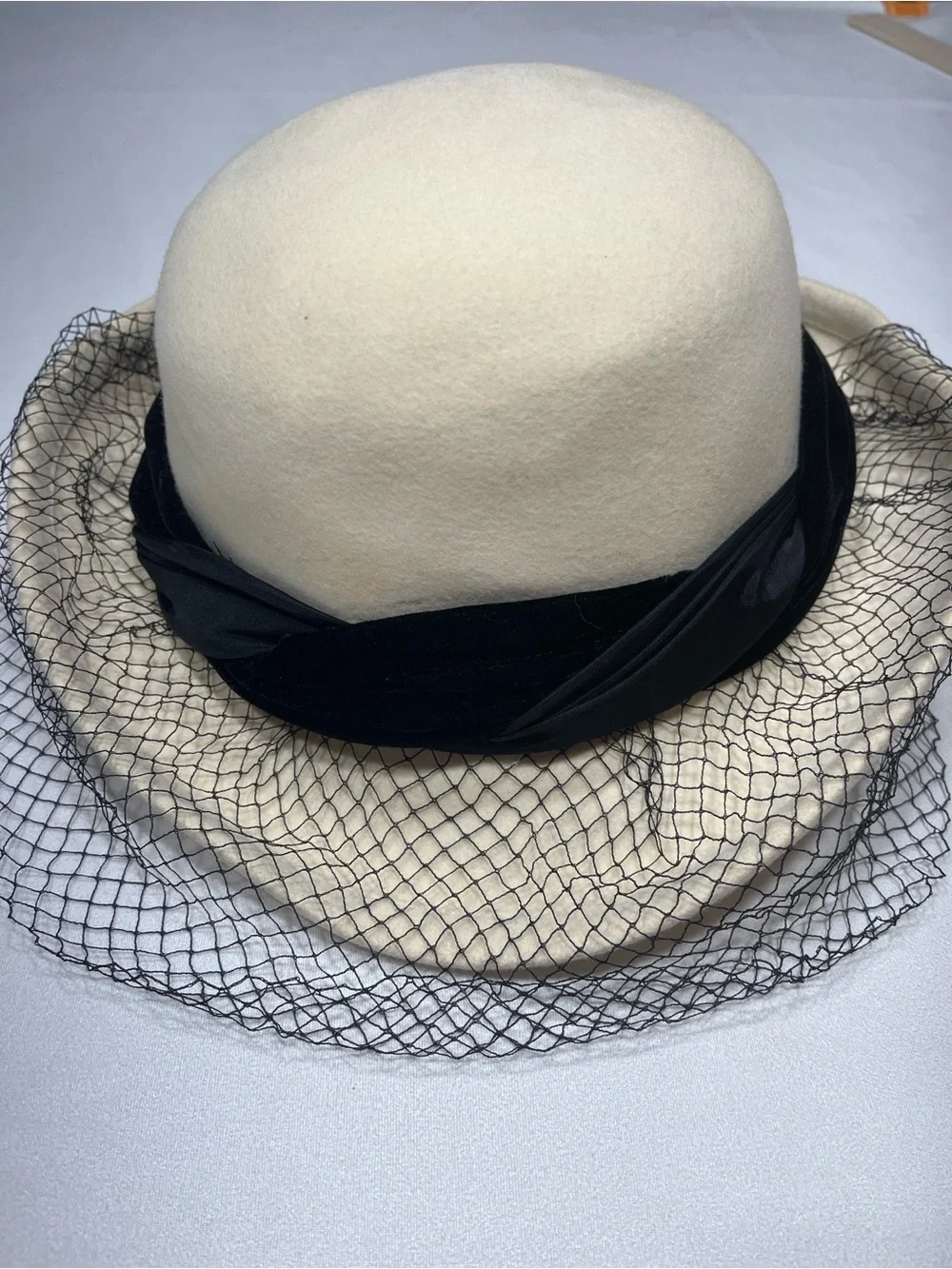 Vintage White Wool Felt Cocktail Hat Black Veil Bow USA Church Wedding